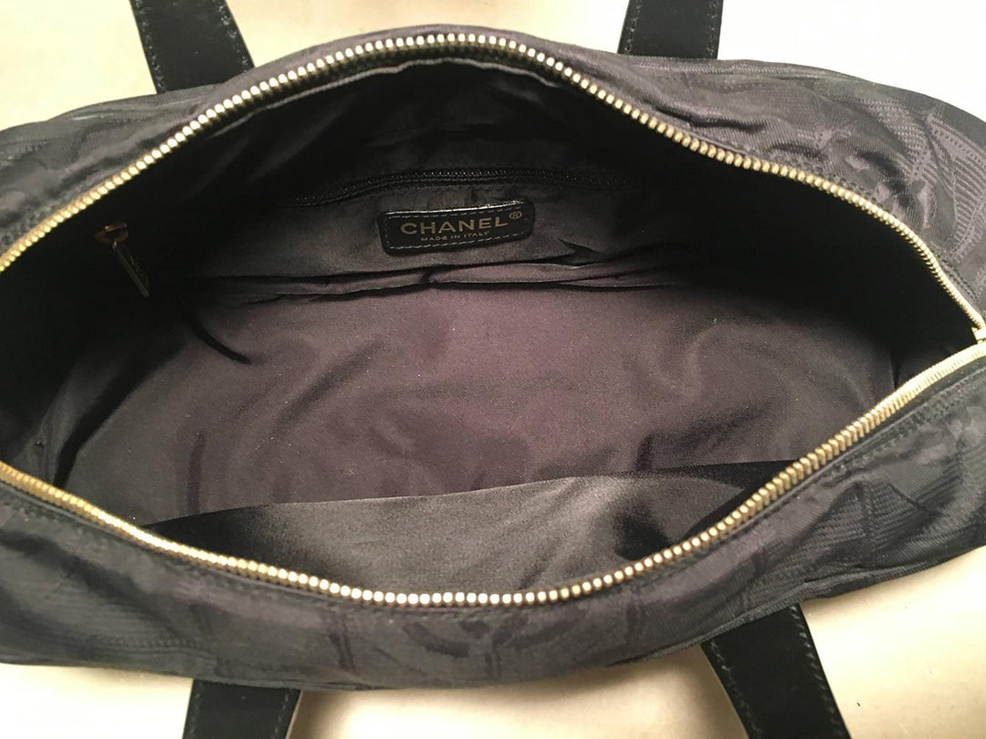 Top Quality Chanel Black Nylon Traveline Handbag