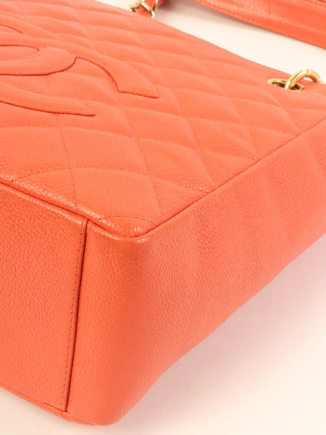 Chanel Around 2003 Made Caviar Skin Cc Mark Stitch Chain Tote Bag Coral Pink