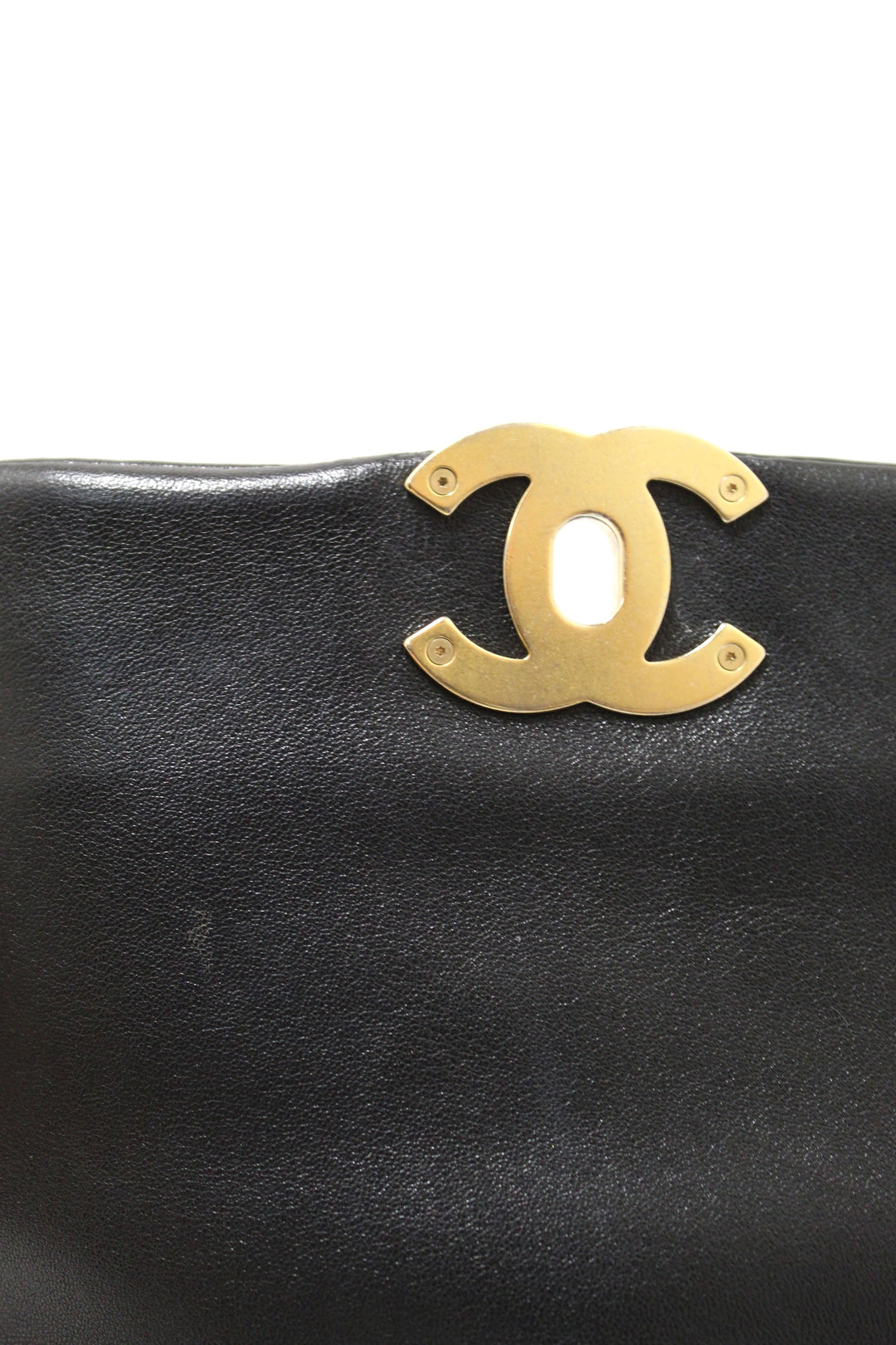 Limited Edition Top Quality Chanel 19 Medium Black Quilted Lambskin Leather Shoulder Crossbody Bag