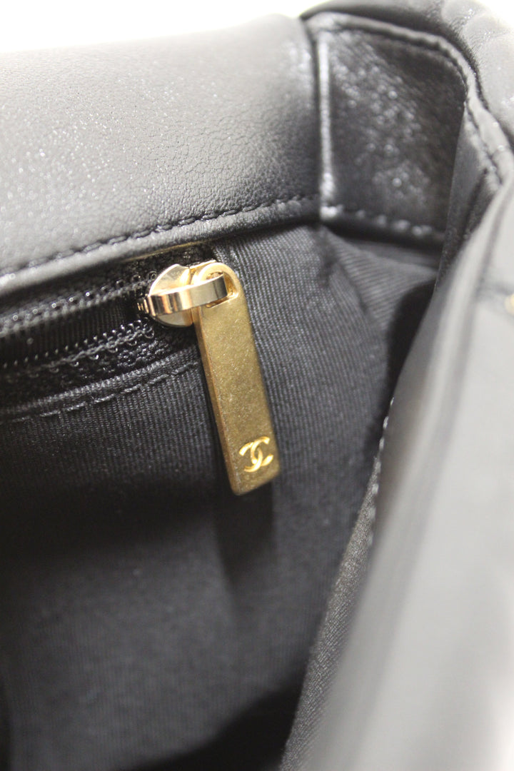 Limited Edition Top Quality Chanel 19 Medium Black Quilted Lambskin Leather Shoulder Crossbody Bag