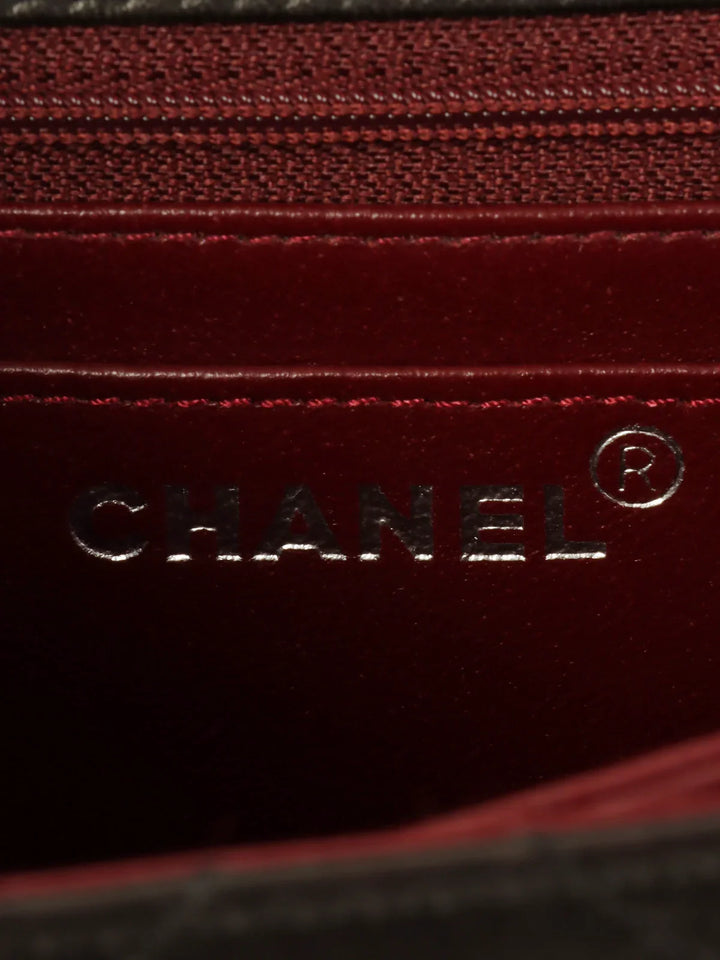 Chanel Around 1998 Made Turn-Lock Shoulder Bag Black