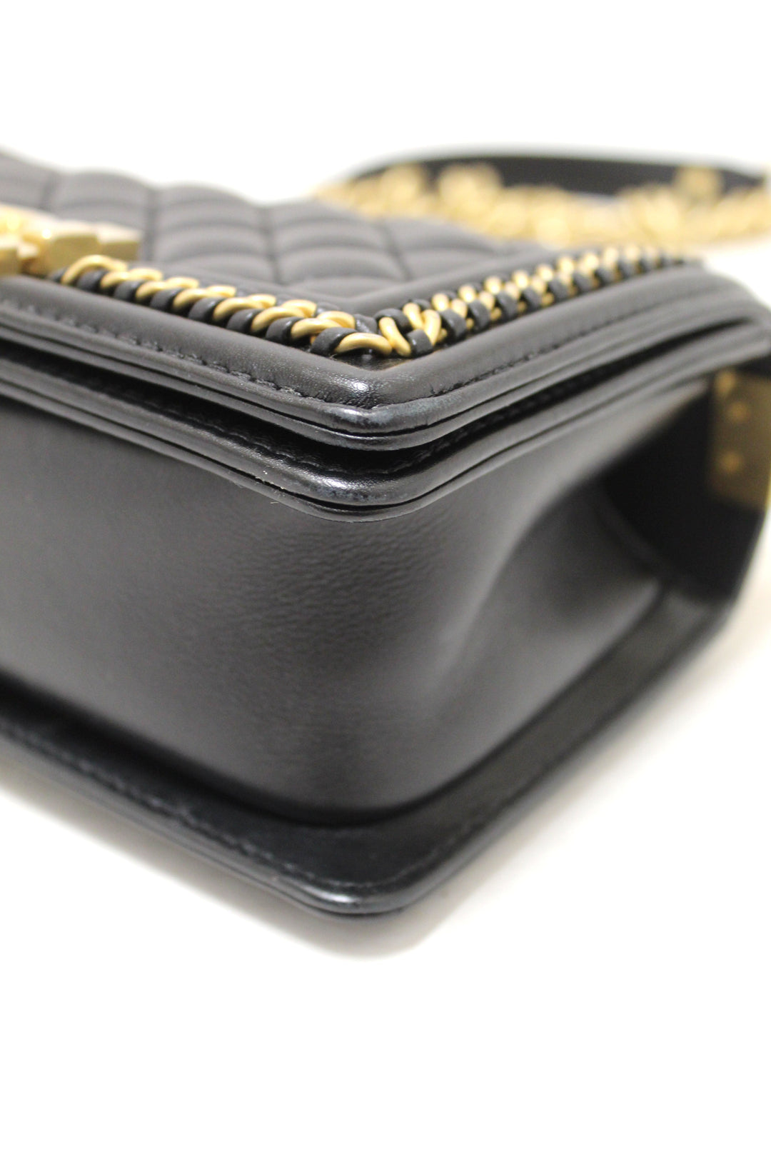 Top Quality Chanel Black Calfskin Leather Boy Top Quality Chanel Flap Bag with Handle