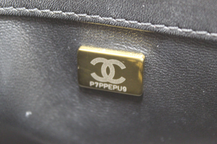 Top Quality Chanel Black Calfskin Leather Boy Top Quality Chanel Flap Bag with Handle