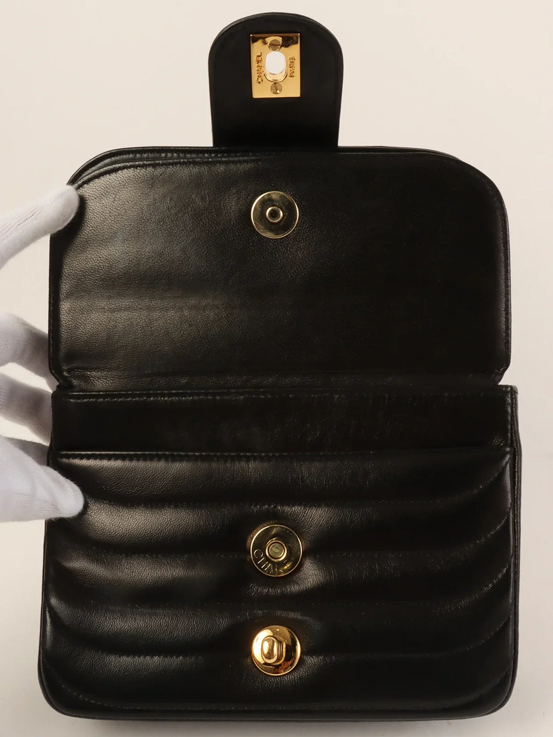 Chanel Around 1992 Made Turn-Lock Shoulder Bag Mini Black