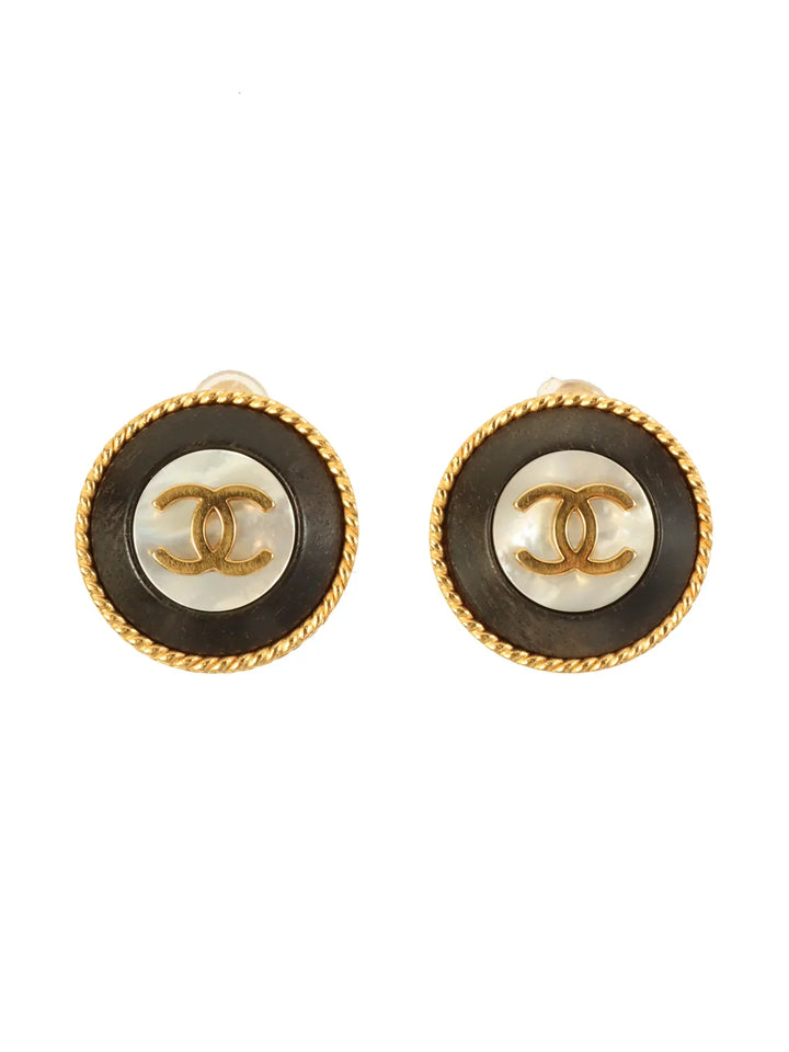 Chanel 1994 Made Round Wood Shell Cc Mark Plate Earrings Gold/Black/White