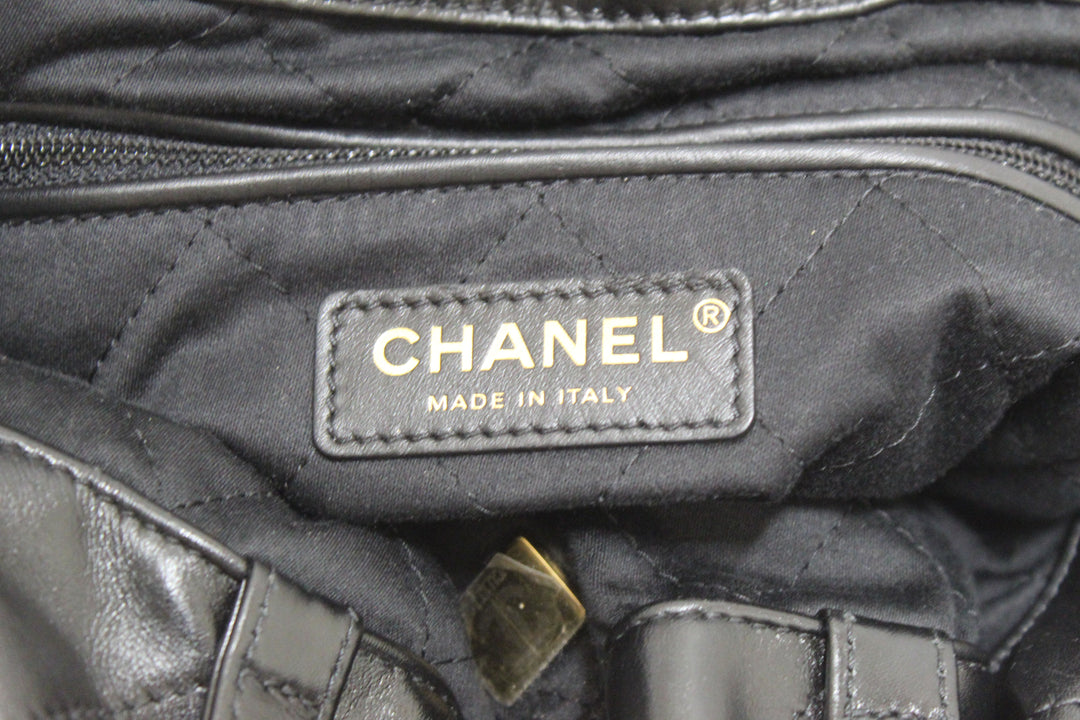 Top Quality Chanel Black Top Quality Chanel 22 Calfskin Leather Drawstring Chain Backpack