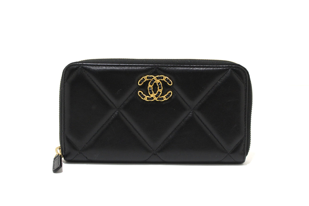 Chanel 19 Black Quilted Lambskin Leather Long Zip Around Wallet | Italystation.com