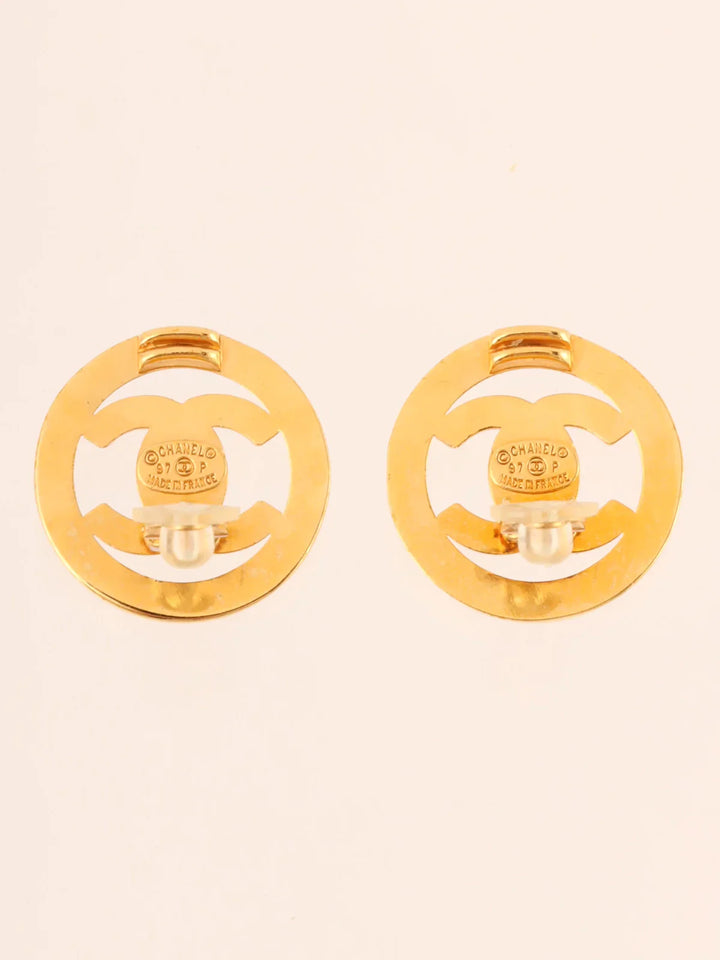 Chanel 1997 Made Round Cc Mark Cutout Earrings Gold