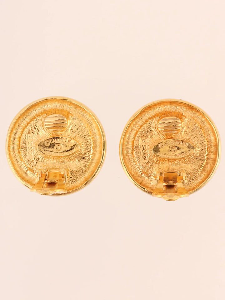 Chanel Round Cc Mark Earrings Gold