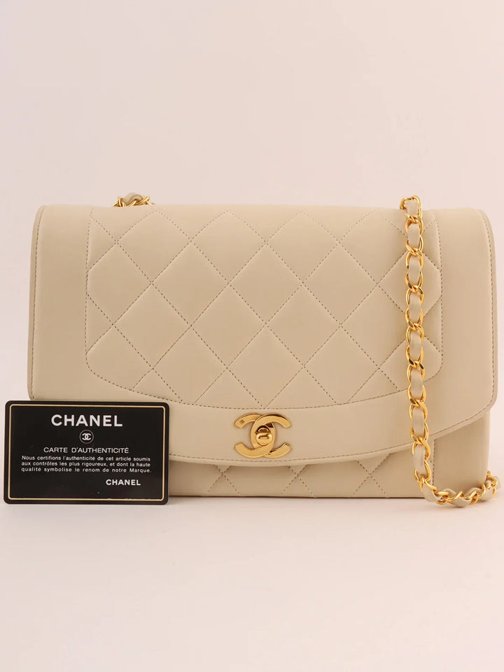 Chanel Around 1992 Made Diana New Chain Bag 25Cm Ivory