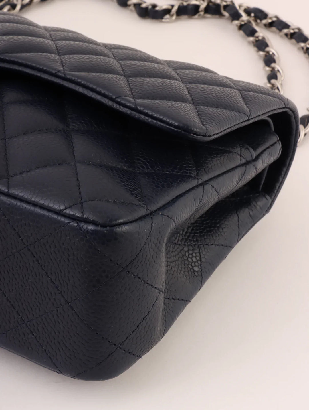 Chanel Around 2014 Made Caviar Skin Classic New Chain Bag 25Cm Navy