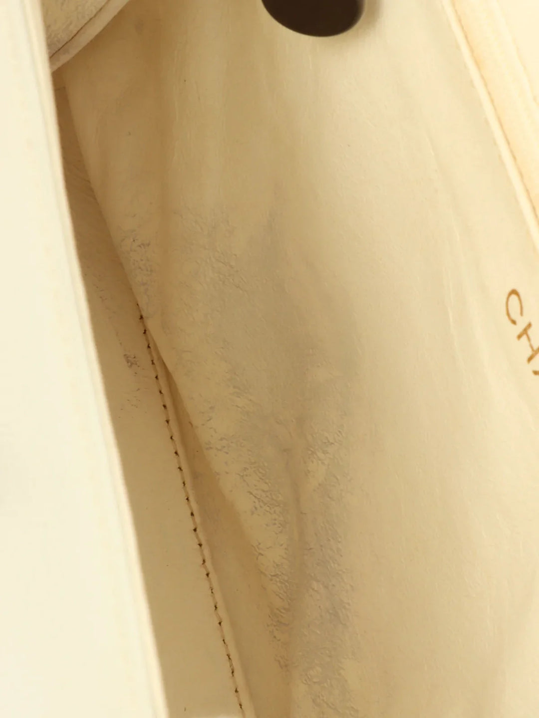 Chanel Around 1998 Made Caviar Skin Turn-Lock Top Handle Bag White