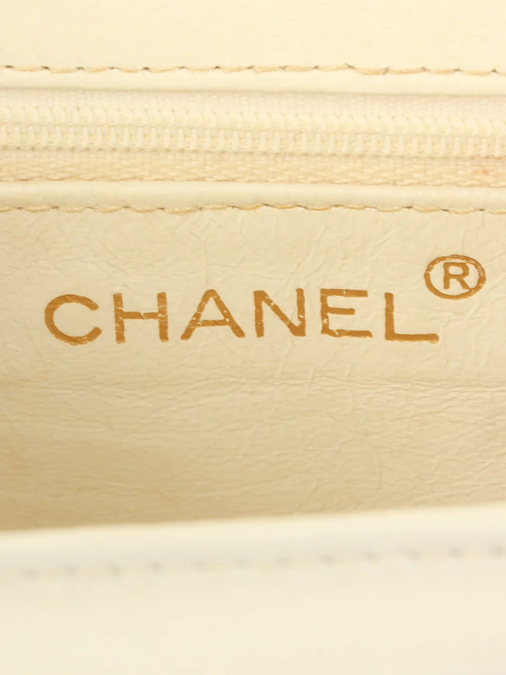 Chanel Around 1998 Made Caviar Skin Turn-Lock Top Handle Bag White