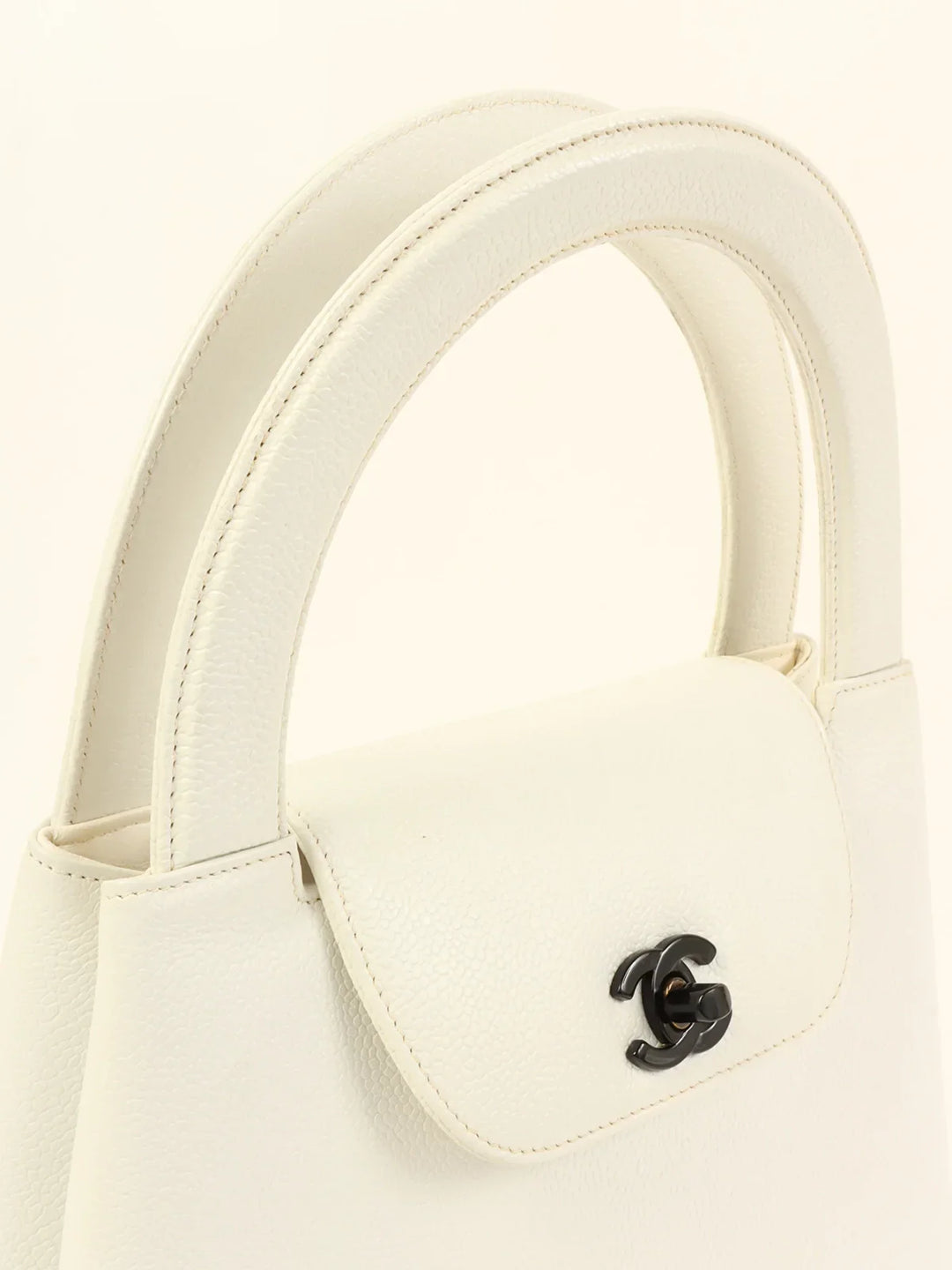 Chanel Around 1998 Made Caviar Skin Turn-Lock Top Handle Bag White