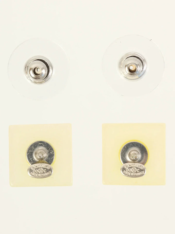 Chanel 2000 Made Square Cc Mark Pierced Earrings Shell/White