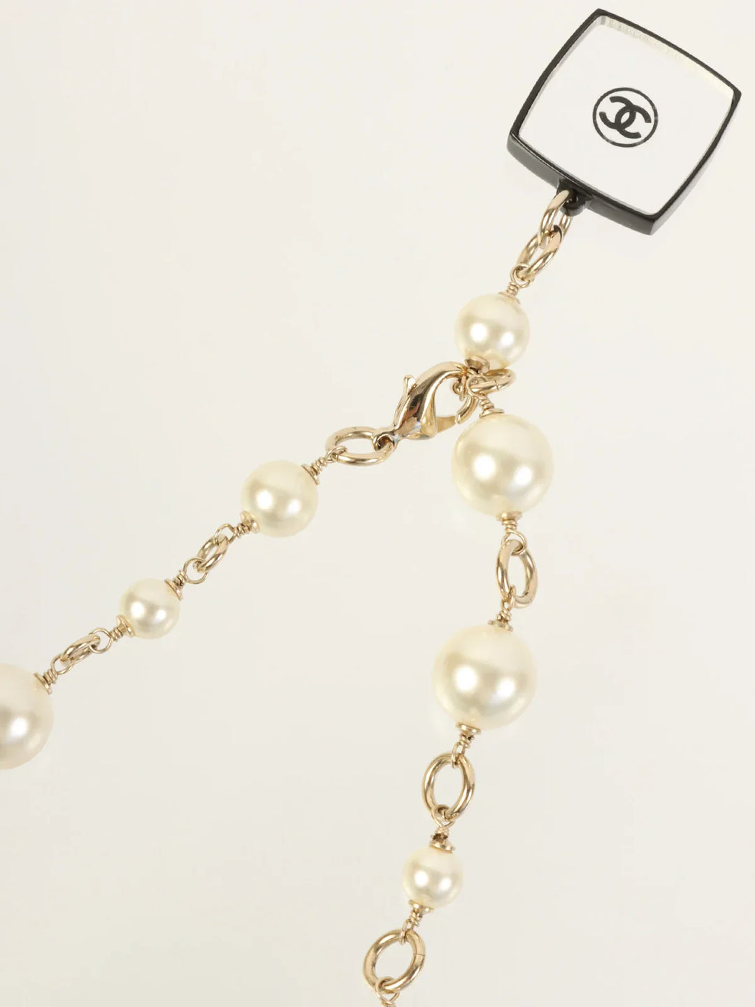 Chanel Rouge Charm Pearl Long Necklace Gold/White/Multi