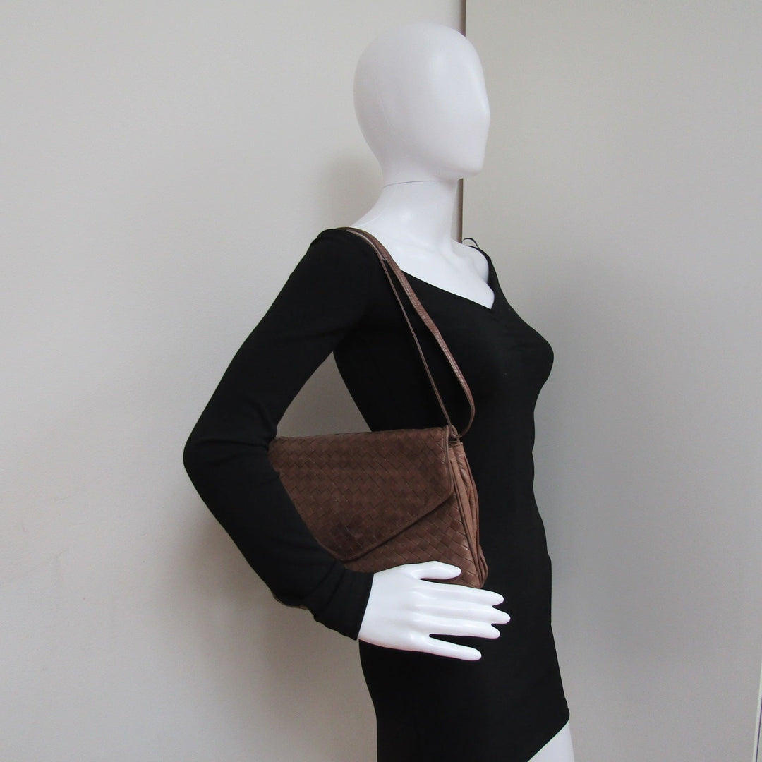 Bottega veneta Shoulder Bag in Brown Leather