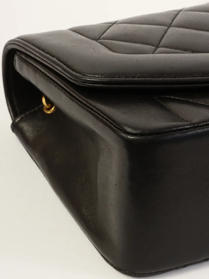 Chanel Around 1992 Made Diana New Chain Bag 22Cm Black