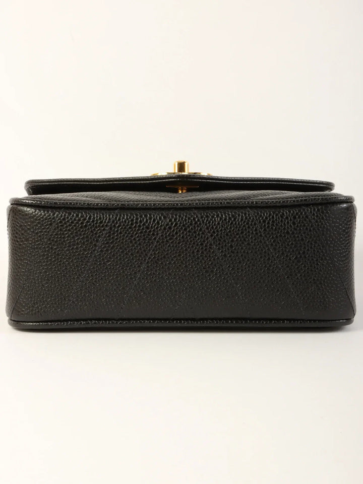 Chanel Around 1995 Made Caviar Skin V Stitch Turn-Lock Chain Bag Black