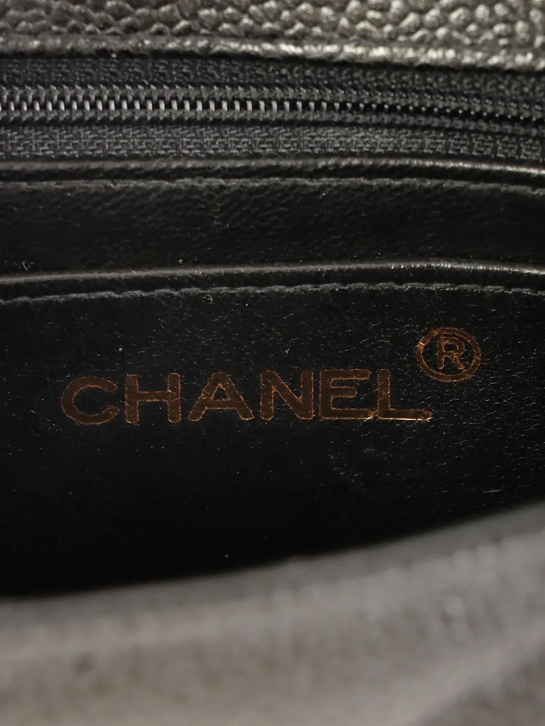 Chanel Around 1995 Made Caviar Skin V Stitch Turn-Lock Chain Bag Black