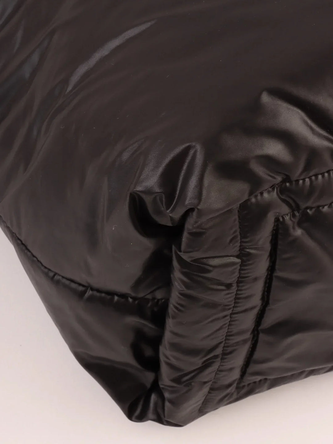 Chanel Around 2009 Made Nyon Cc Cocoon Tote Bag Black