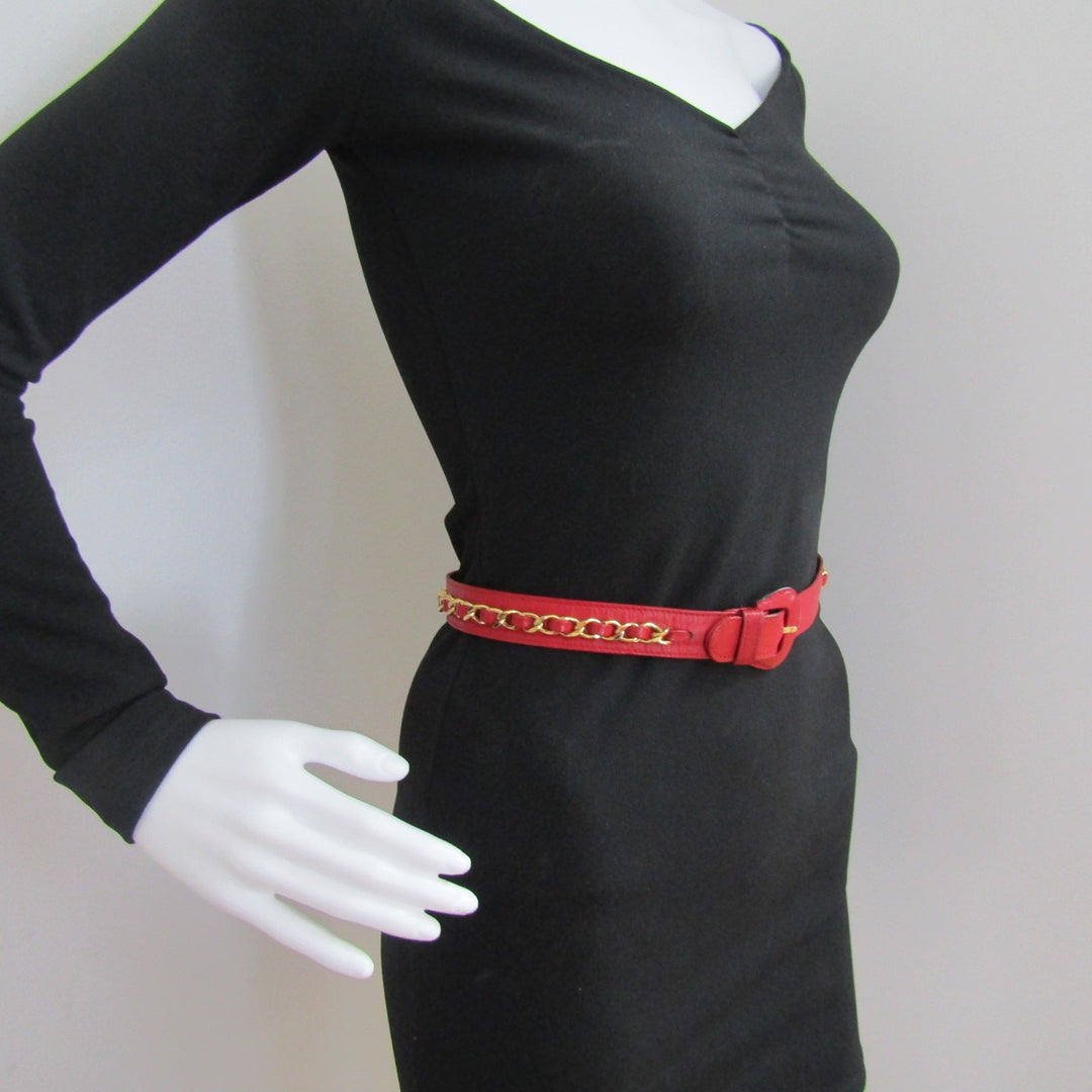 Chanel Belt in Red Leather