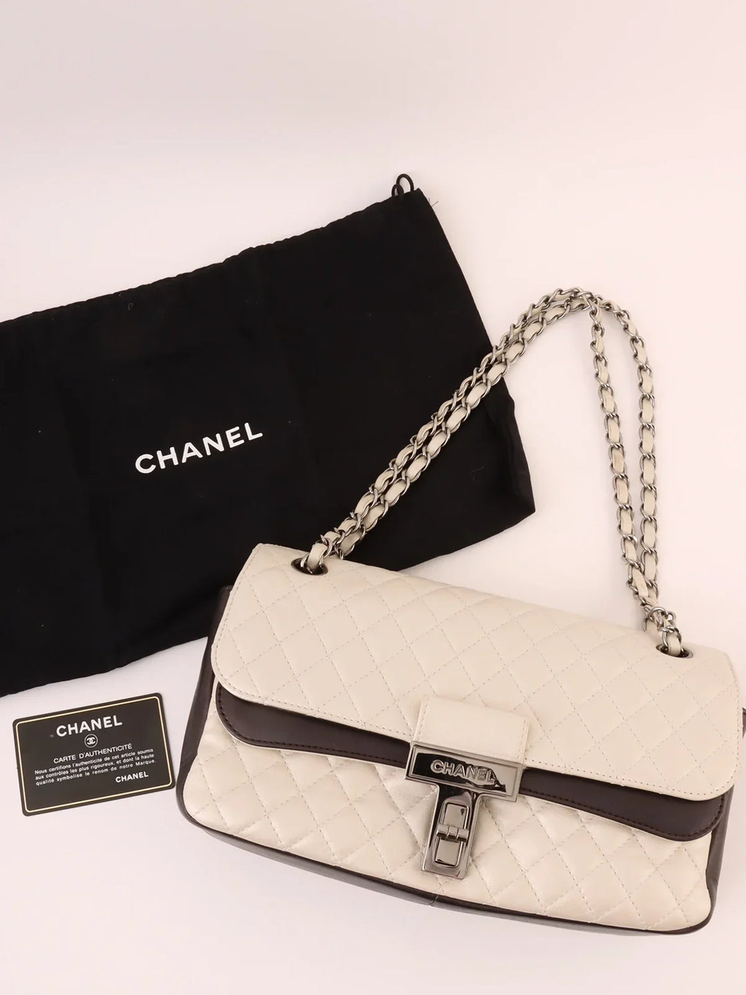 Chanel Around 2008 Made Bicolor 2.55 Chain Shoulder Bag Pearl White/Black