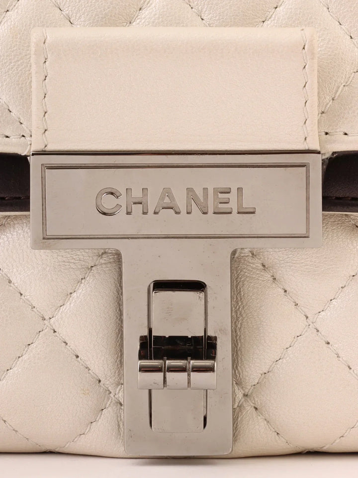 Chanel Around 2008 Made Bicolor 2.55 Chain Shoulder Bag Pearl White/Black