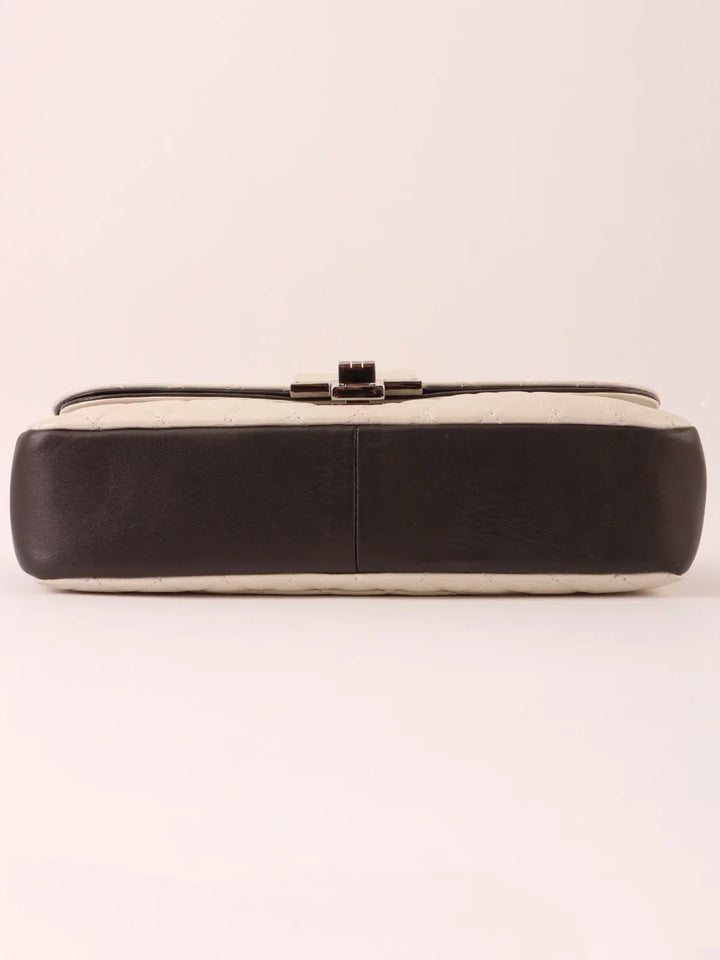 Chanel Around 2008 Made Bicolor 2.55 Chain Shoulder Bag Pearl White/Black