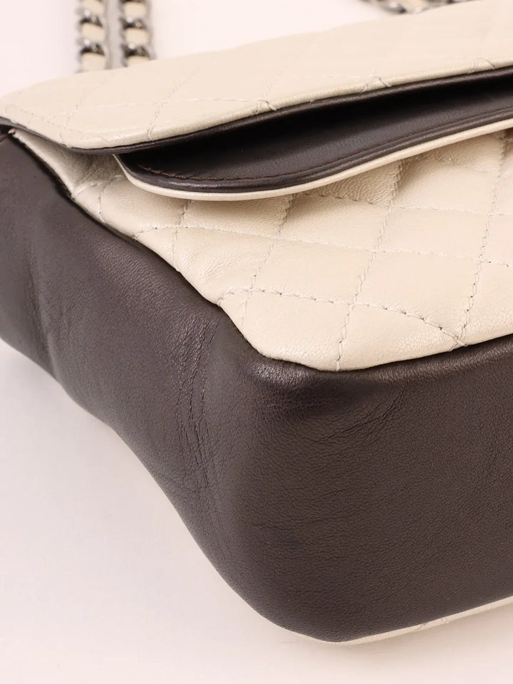 Chanel Around 2008 Made Bicolor 2.55 Chain Shoulder Bag Pearl White/Black
