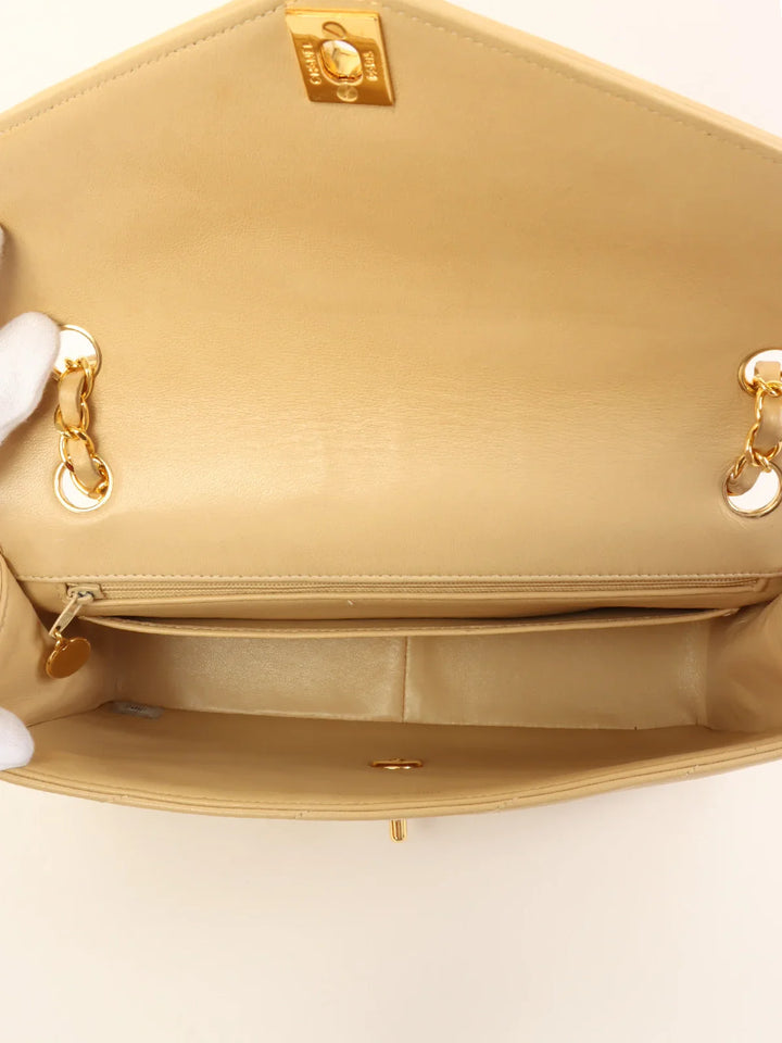 Chanel Around 1995 Made Chevron Stitch V New Turn-Lock Chain Bag Beige