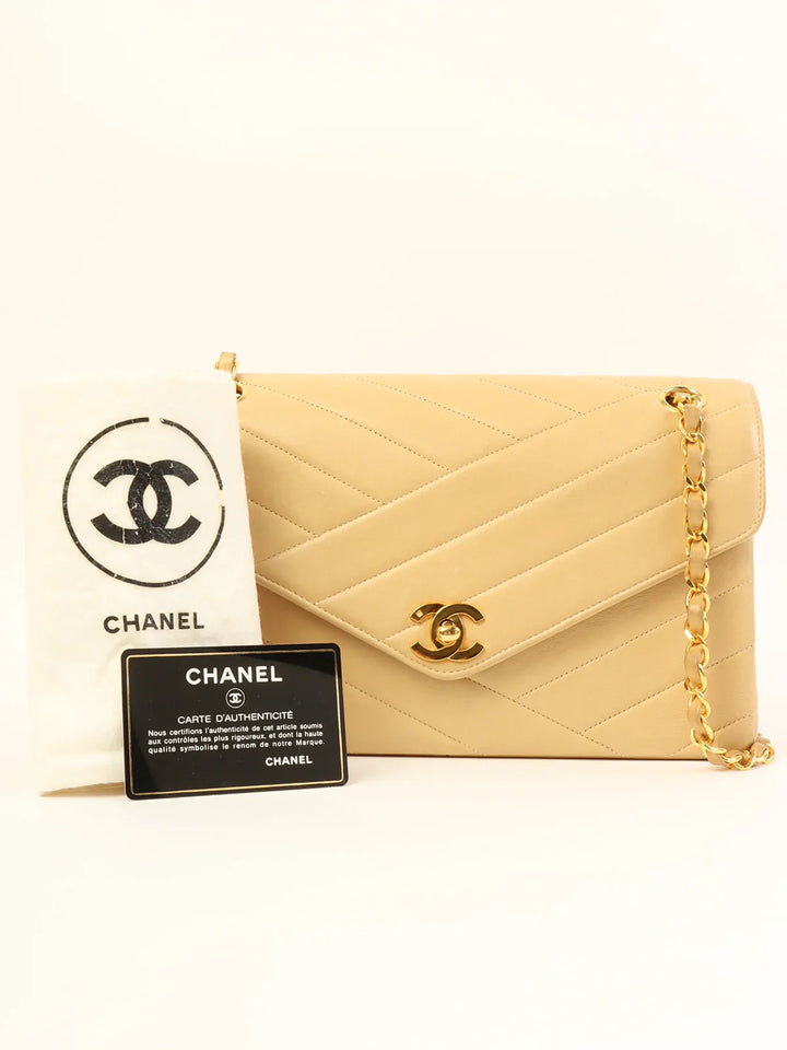 Chanel Around 1995 Made Chevron Stitch V New Turn-Lock Chain Bag Beige