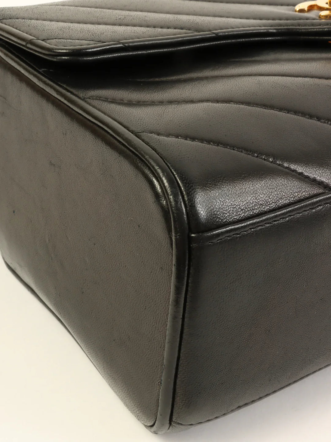 Chanel Around 1992 Made Chevron Turn-Lock Chain Bag Black