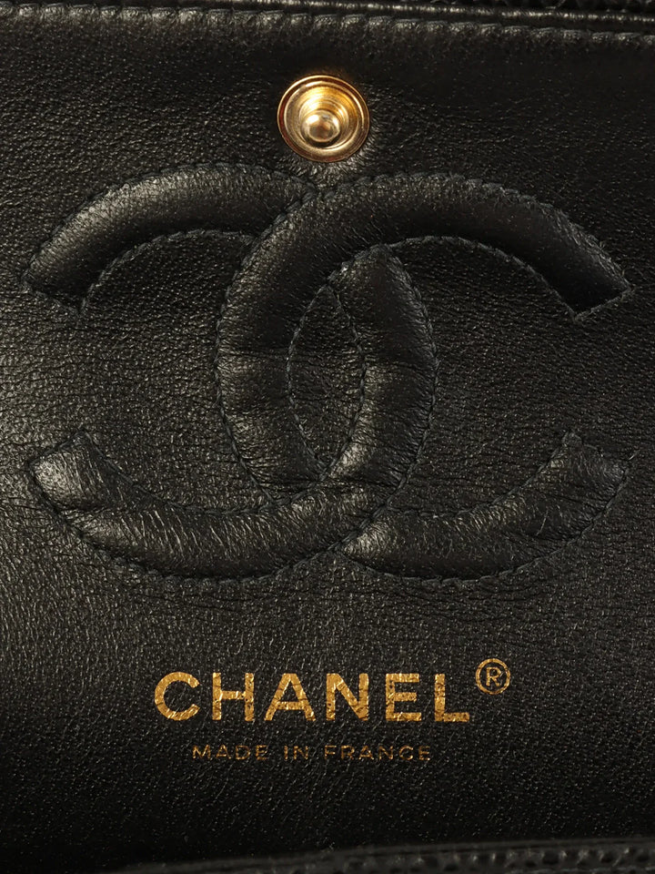 Chanel Around 2003 Made Caviar Skin Classic New Chain Bag 23Cm Black