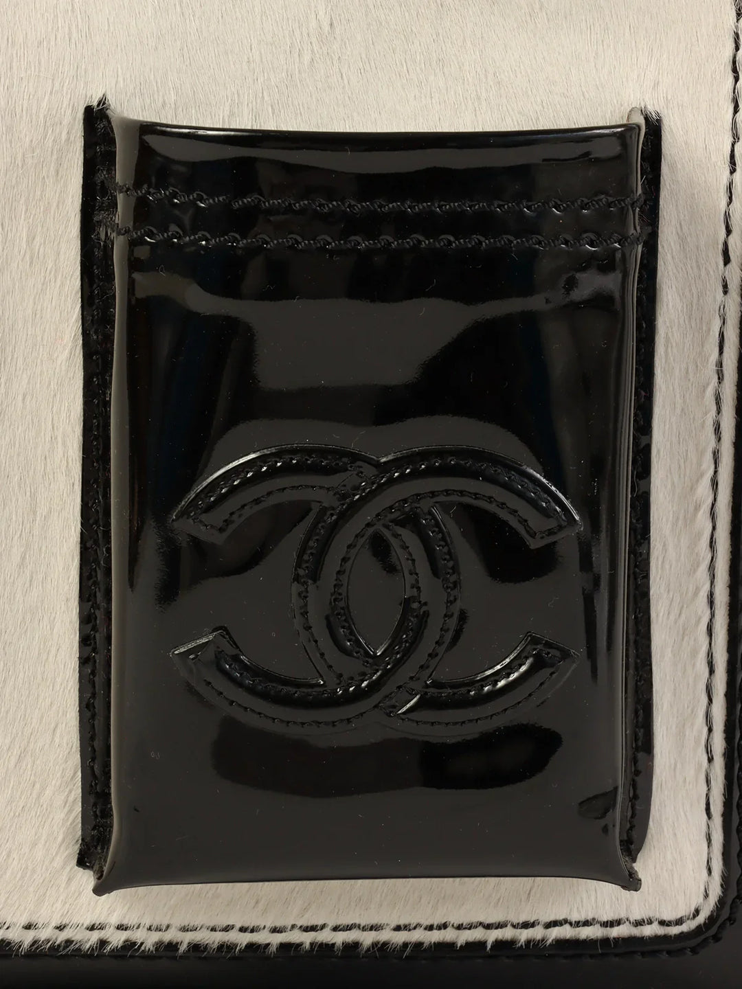 Chanel Around 2005 Made Unborn Calf Patent Conbination Cc Mark Stitch Chain Tote Bag White/Black