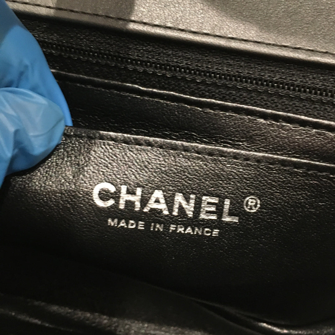 Chanel Black Chevron Patent Black Hardware Single New Shoulder Bag Sku# 75886