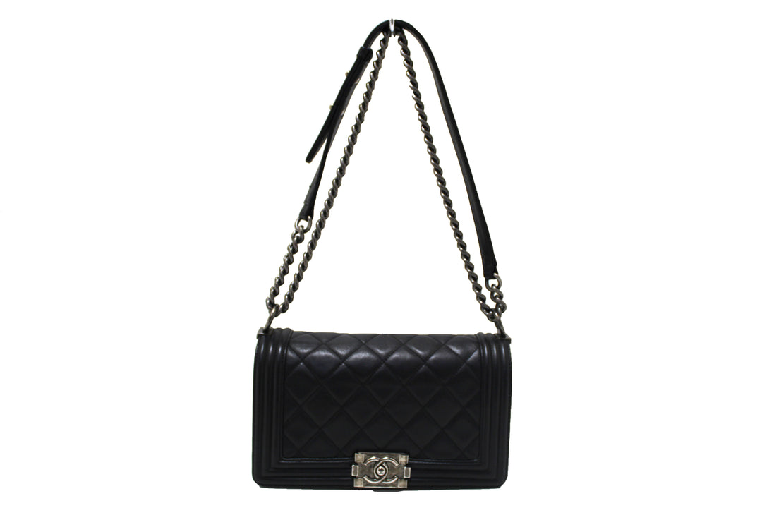 Top Quality Chanel Black Quilted Calfskin Old Medium Boy Shoulder Bag