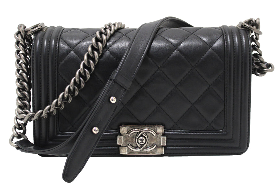 chanel black quilted calfskin old medium boy shoulder bag | Shop Now at Italystation.com
