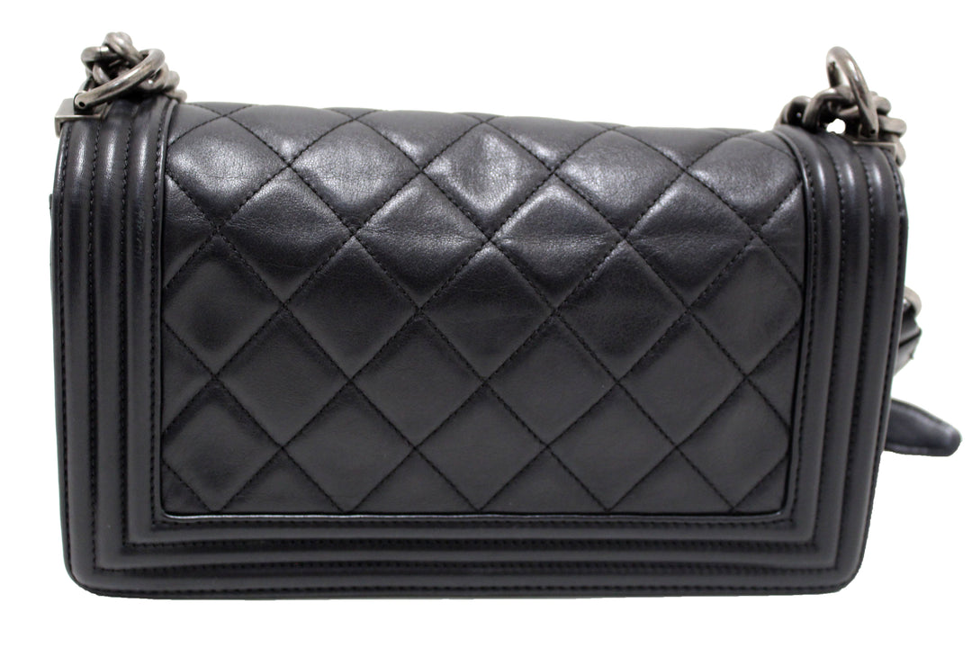 Top Quality Chanel Black Quilted Calfskin Old Medium Boy Shoulder Bag