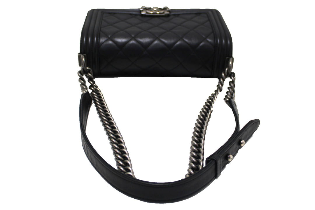 Top Quality Chanel Black Quilted Calfskin Old Medium Boy Shoulder Bag