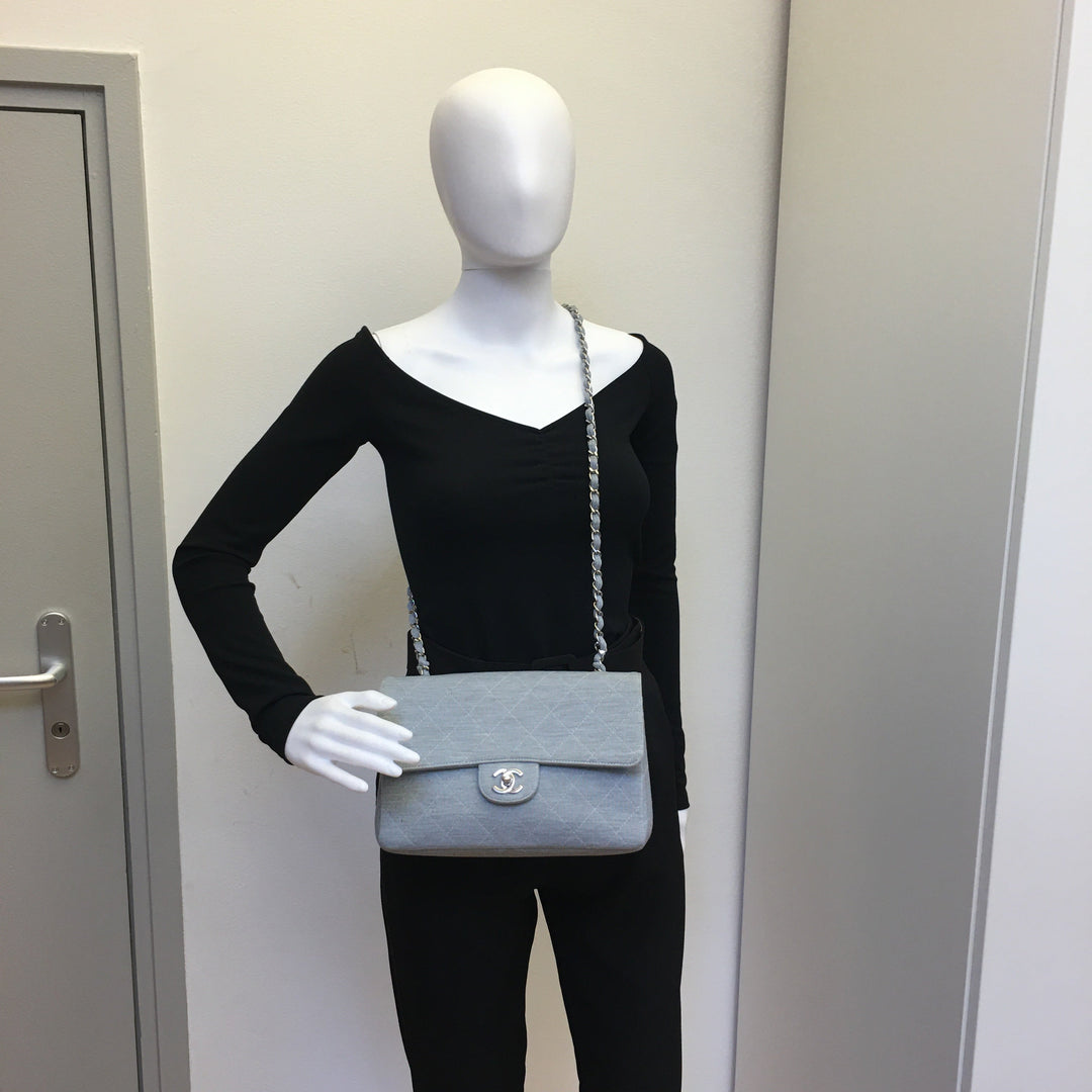 Chanel Timeless/Classique Shoulder Bag in Blue Denim/Jeans