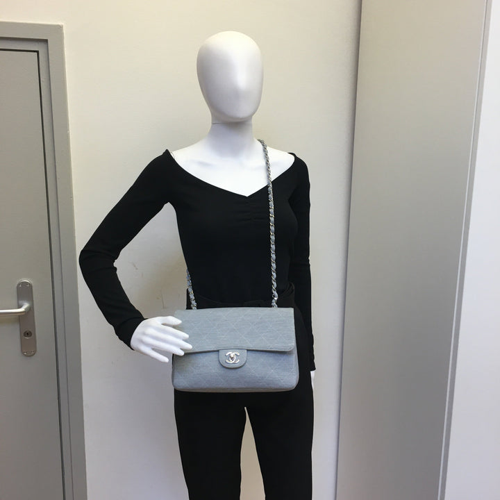 Chanel Timeless/Classique Shoulder Bag in Blue Denim/Jeans