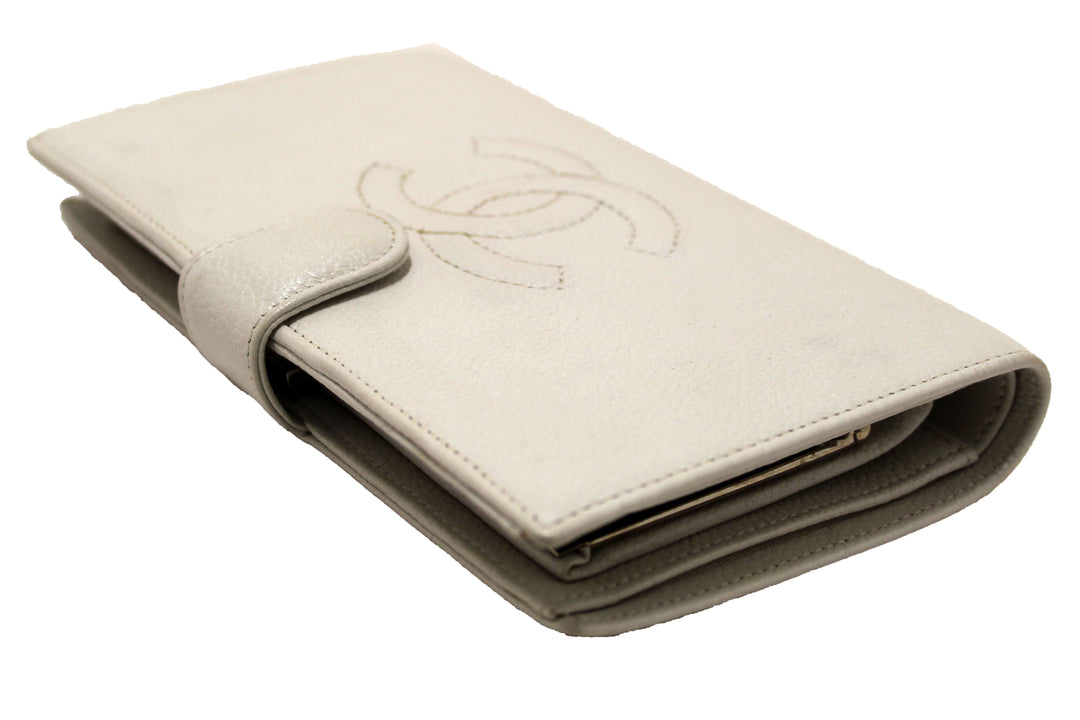 Top Quality Chanel Vintage White Caviar CC Leather Classic Long Wallet
