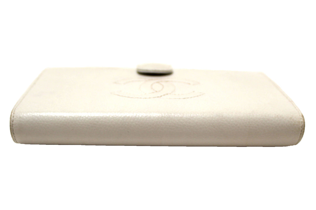 Top Quality Chanel Vintage White Caviar CC Leather Classic Long Wallet