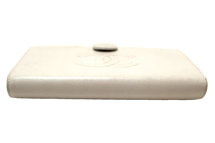 Top Quality Chanel Vintage White Caviar CC Leather Classic Long Wallet