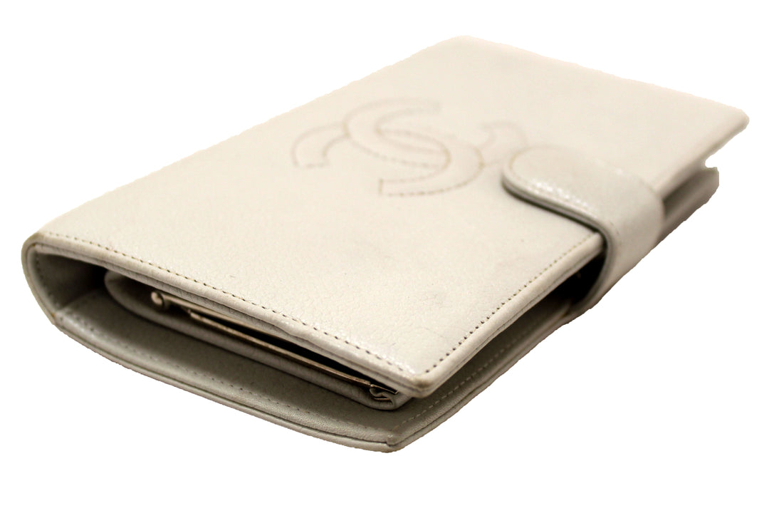 Top Quality Chanel Vintage White Caviar CC Leather Classic Long Wallet