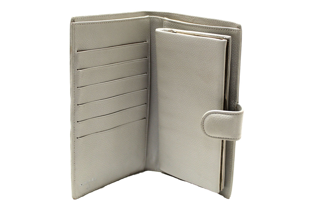Top Quality Chanel Vintage White Caviar CC Leather Classic Long Wallet