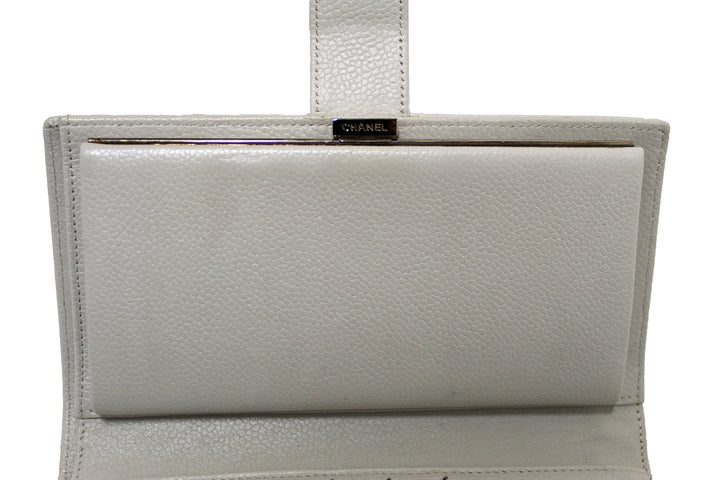 Top Quality Chanel Vintage White Caviar CC Leather Classic Long Wallet