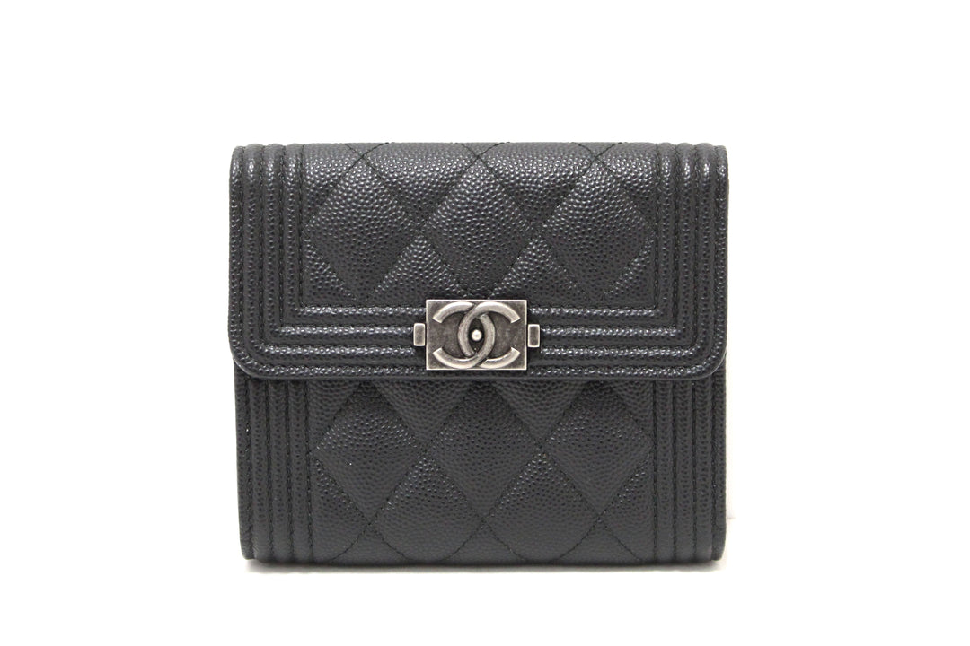 NEW  Chanel Black Quilted Caviar Leather Boy Small Trifold Wallet | Italystation.com