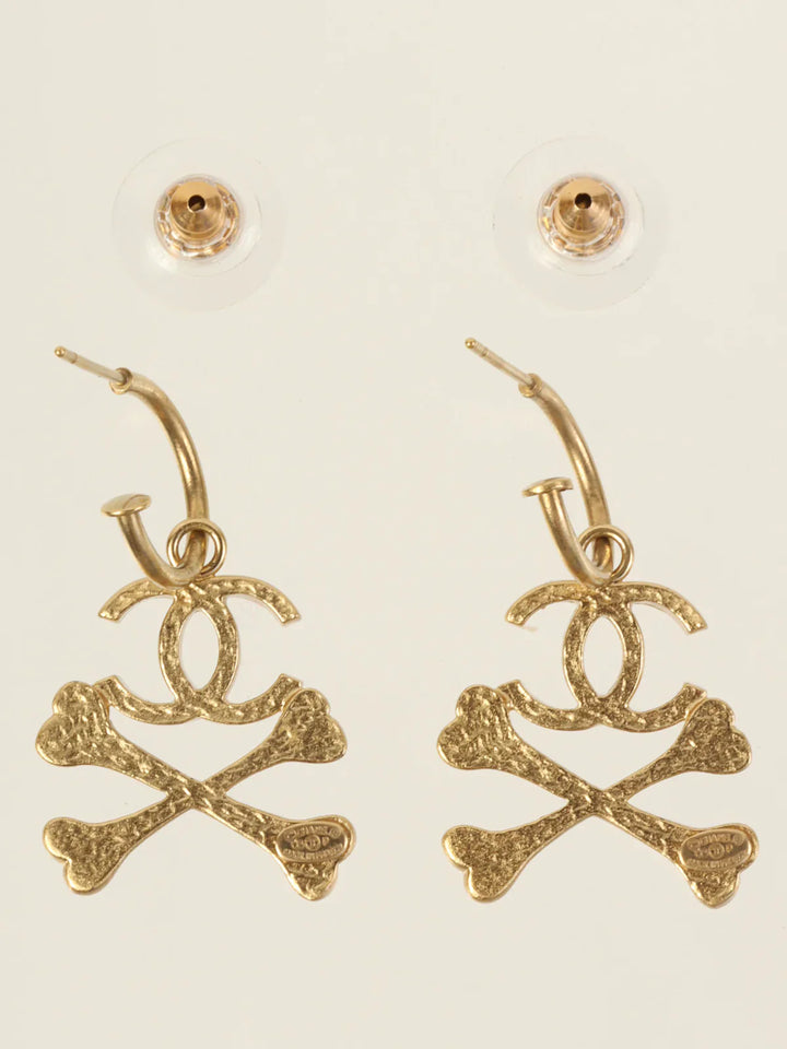 Chanel 2003 Made Crossed Bone Cc Mark Pierced Earrings Gold/Yellow